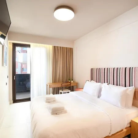 Aparthotel Pavo Art *
